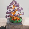 Copac Feng Shui cu Pietre Semipretioase de Ametist, Suport Ceramic, Naimeed D4627-Mov, Inaltime 37cm Copac Feng Shui cu Pietre Semipretioase de Ametist, Suport Ceramic, Naimeed D4627-Mov, Inaltime 37cm