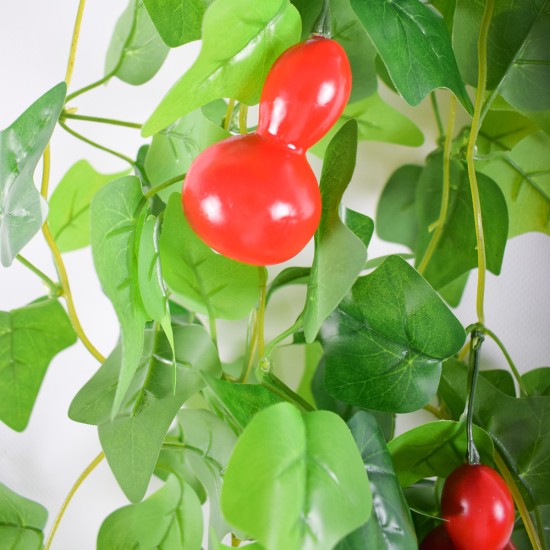 Planta artificiala curgatoare, inaltime 100cm, Naimeed D5015, model dovleac, Rosu Planta artificiala curgatoare, inaltime 100cm, Naimeed D5015, model dovleac, Rosu